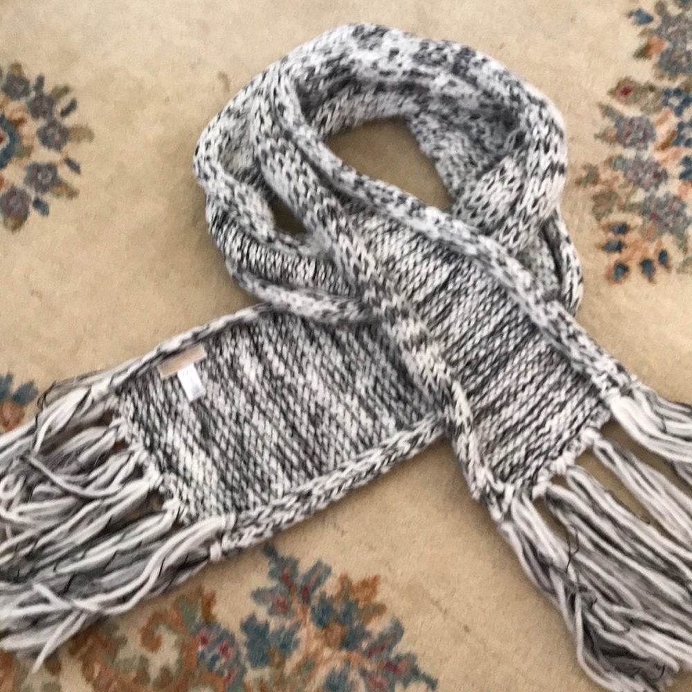 Michael Kors knit Scarf